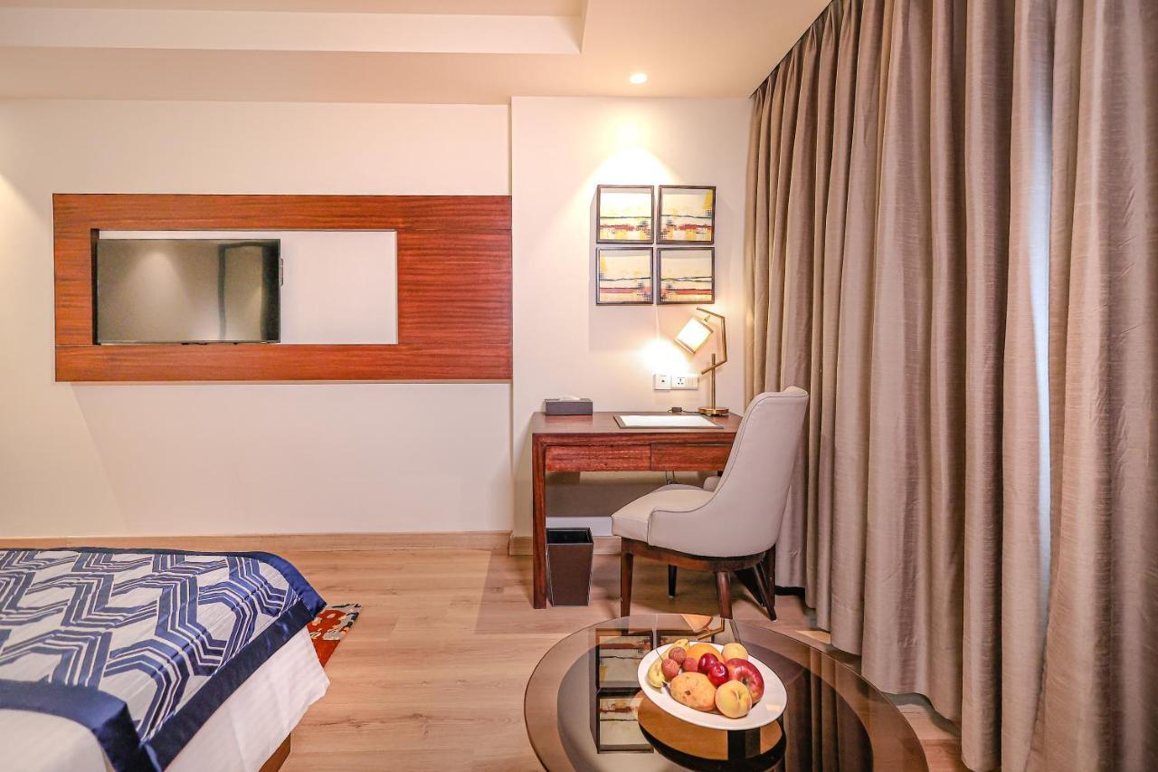 Regenta Dehradun By Royal Orchid Hotels Limited Exteriör bild