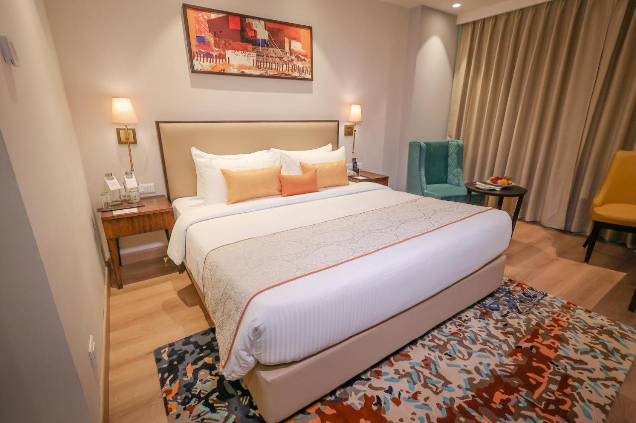 Regenta Dehradun By Royal Orchid Hotels Limited Exteriör bild