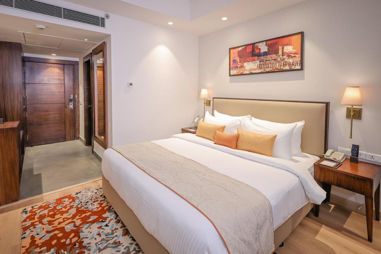 Regenta Dehradun By Royal Orchid Hotels Limited Exteriör bild