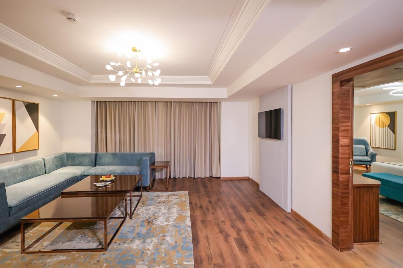 Regenta Dehradun By Royal Orchid Hotels Limited Exteriör bild