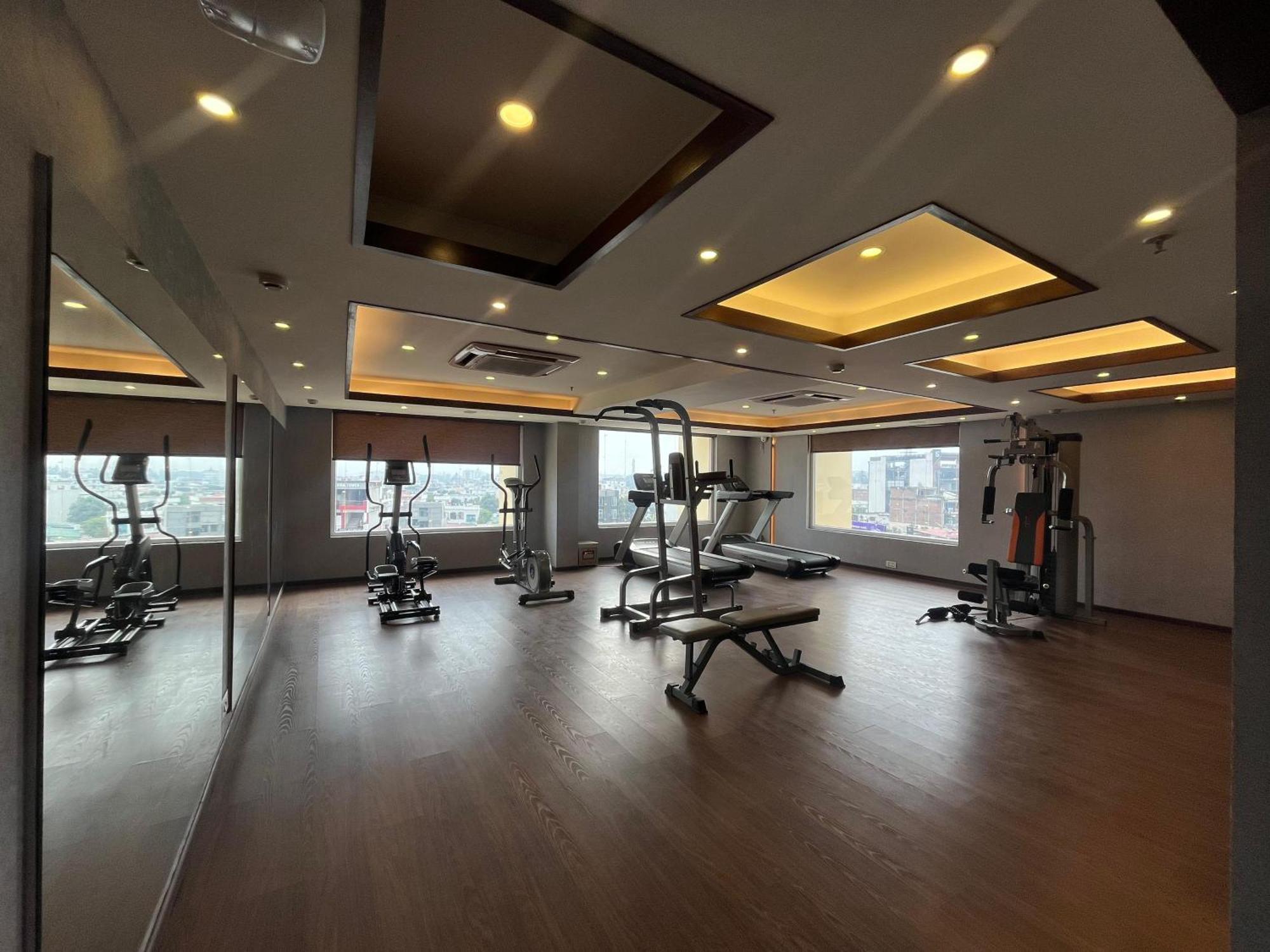 Regenta Dehradun By Royal Orchid Hotels Limited Exteriör bild