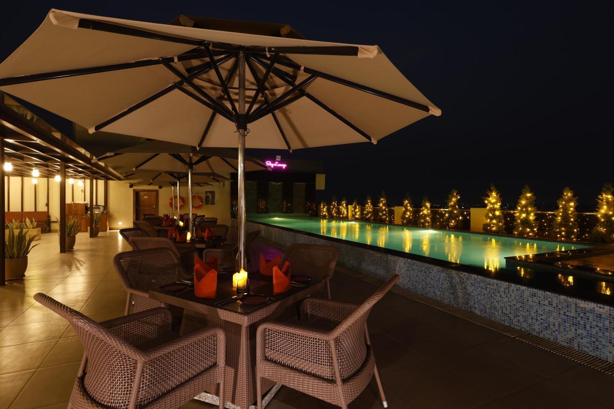 Regenta Dehradun By Royal Orchid Hotels Limited Exteriör bild
